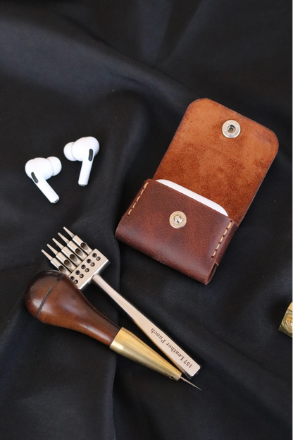 El Yapımı Deri AirPods Kılıfı